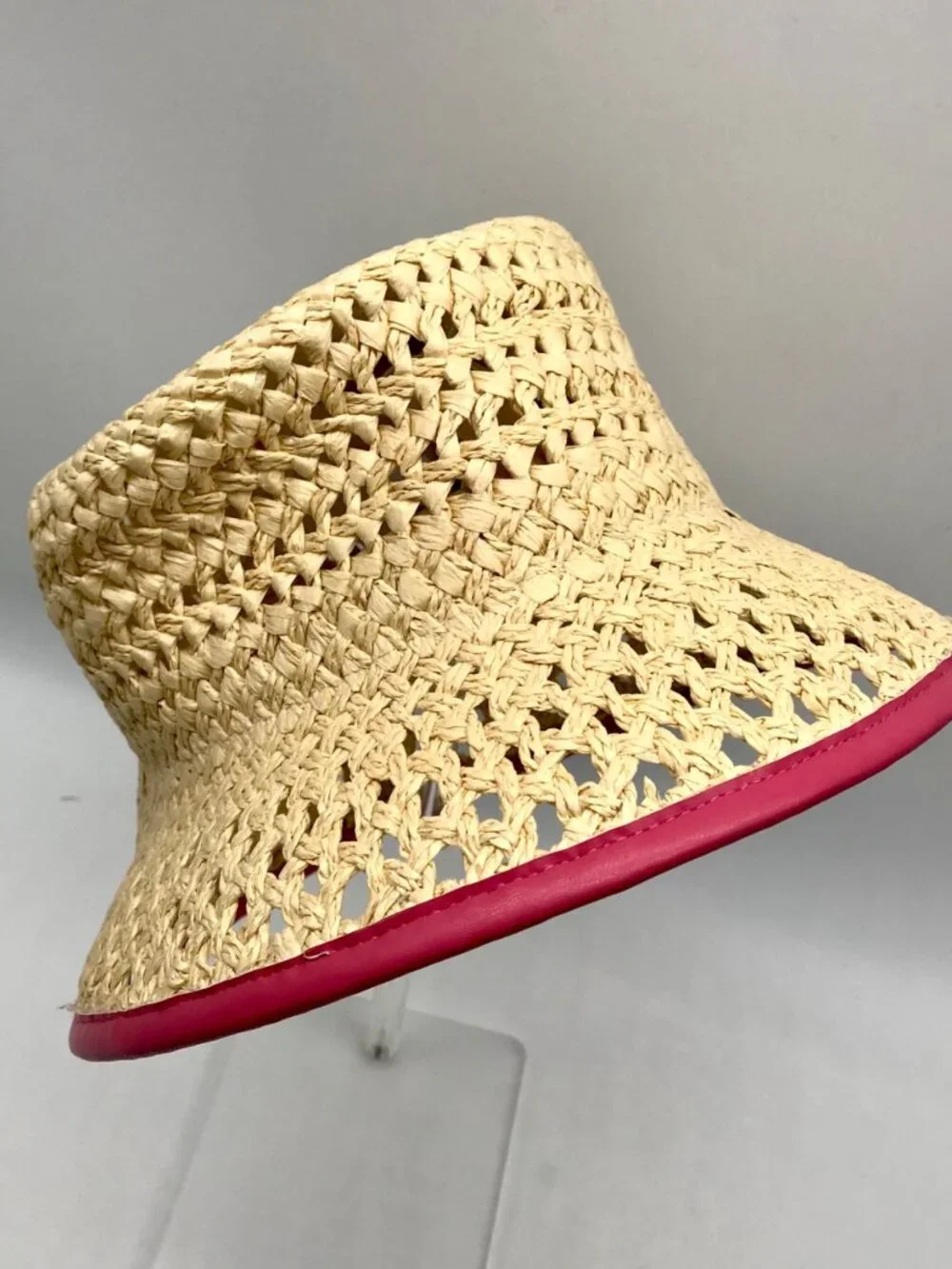 On 34th Medium Beige & Pink Crochet Bucket Hat